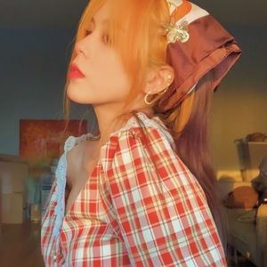 Meet your Posher, Lisa